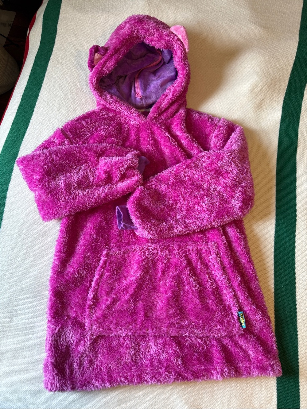 Huggle Pets - hoodie - folds into a stuffy.